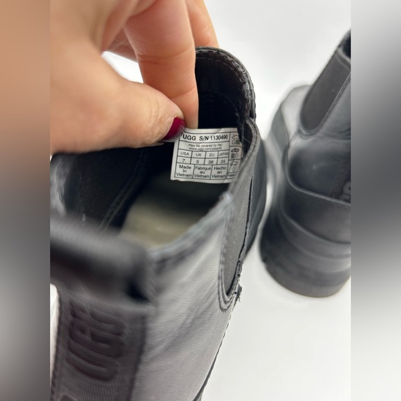 UGG BLACK MERINA WATERPROOF LEATHER PLATFORM BOOTS, WOMEN EUR 38 US 7 - Picture 7 of 11